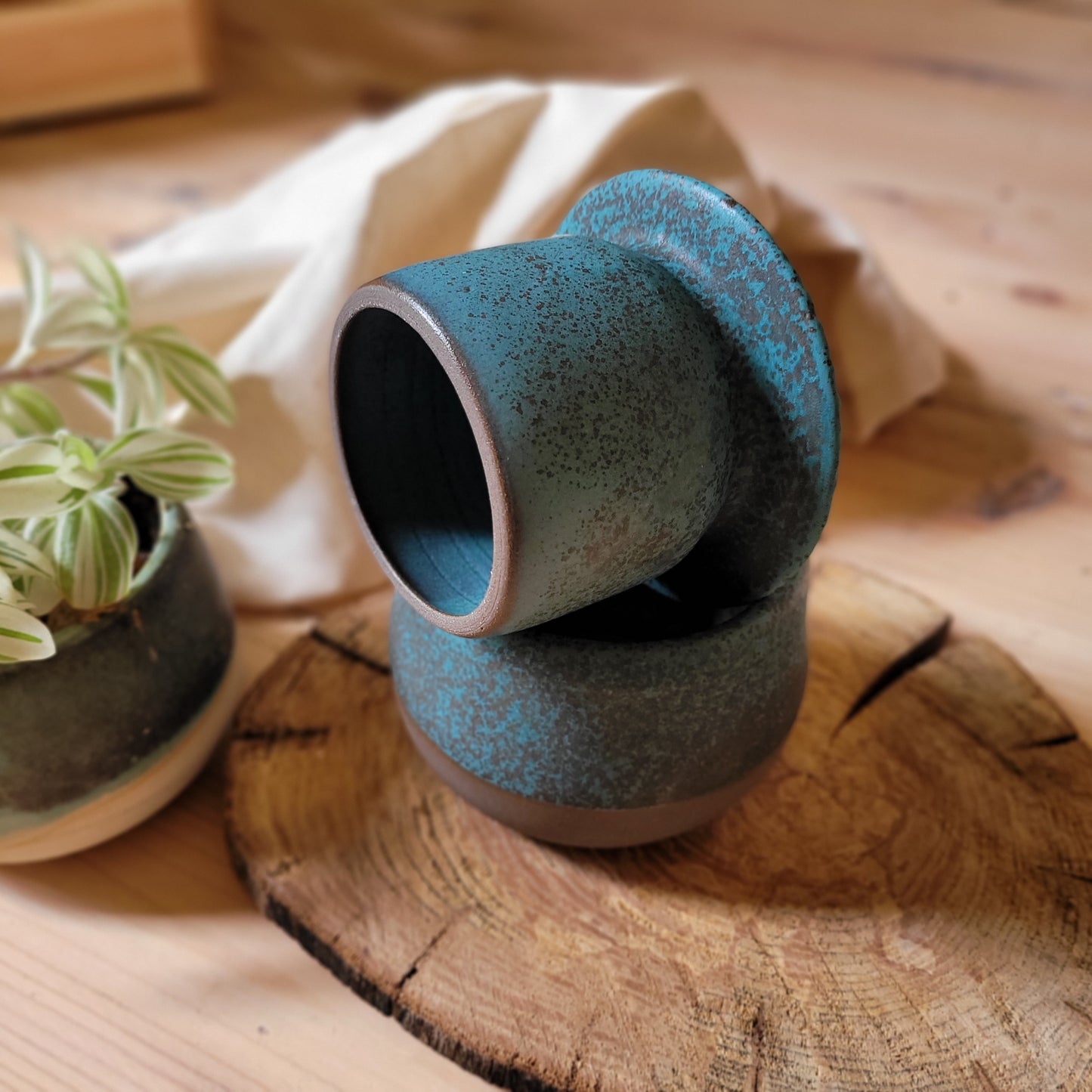 Franse boterpot - Donkerblauw, met getextureerd deksel
