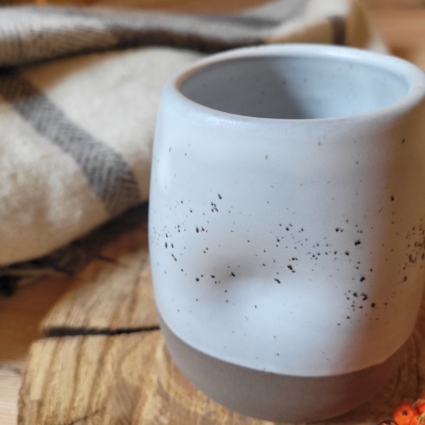 Ceramic Tumbler- Gray stonaware with white speckled glaze | 400 ml