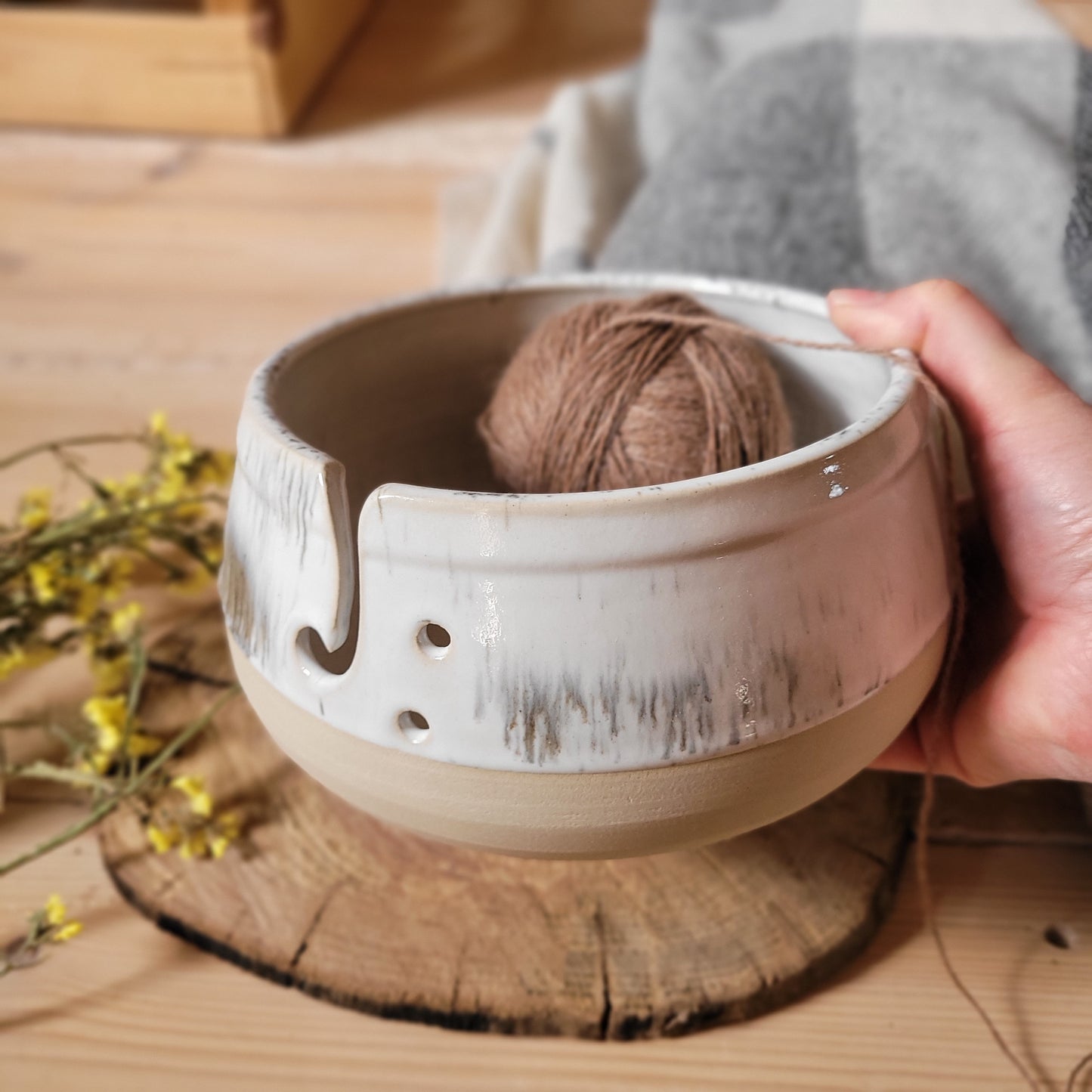 Grand Bol à Laine en Céramique Fait Main