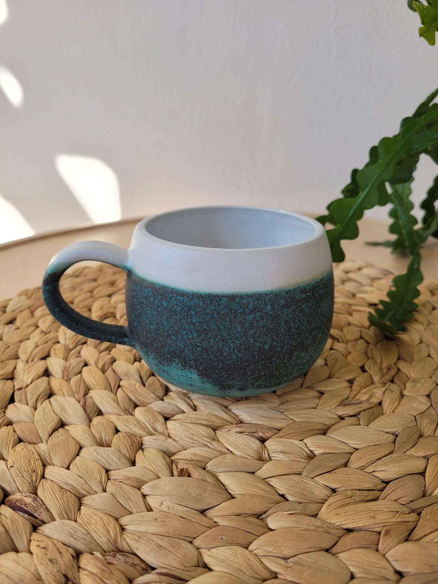 Seeblaue Kaffeetasse
