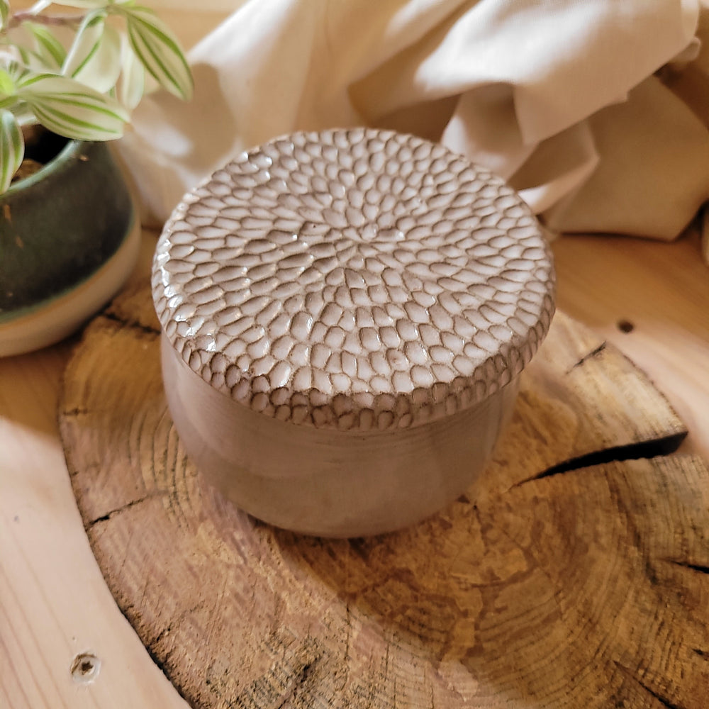 Butter Dish | Gray White Glaze Stoneware | Textured Lid