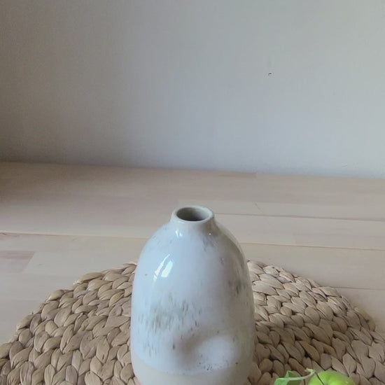 "Handmade Vase with Cream White Finish - Exquisite Pottery Artistry with Black Speckles"
