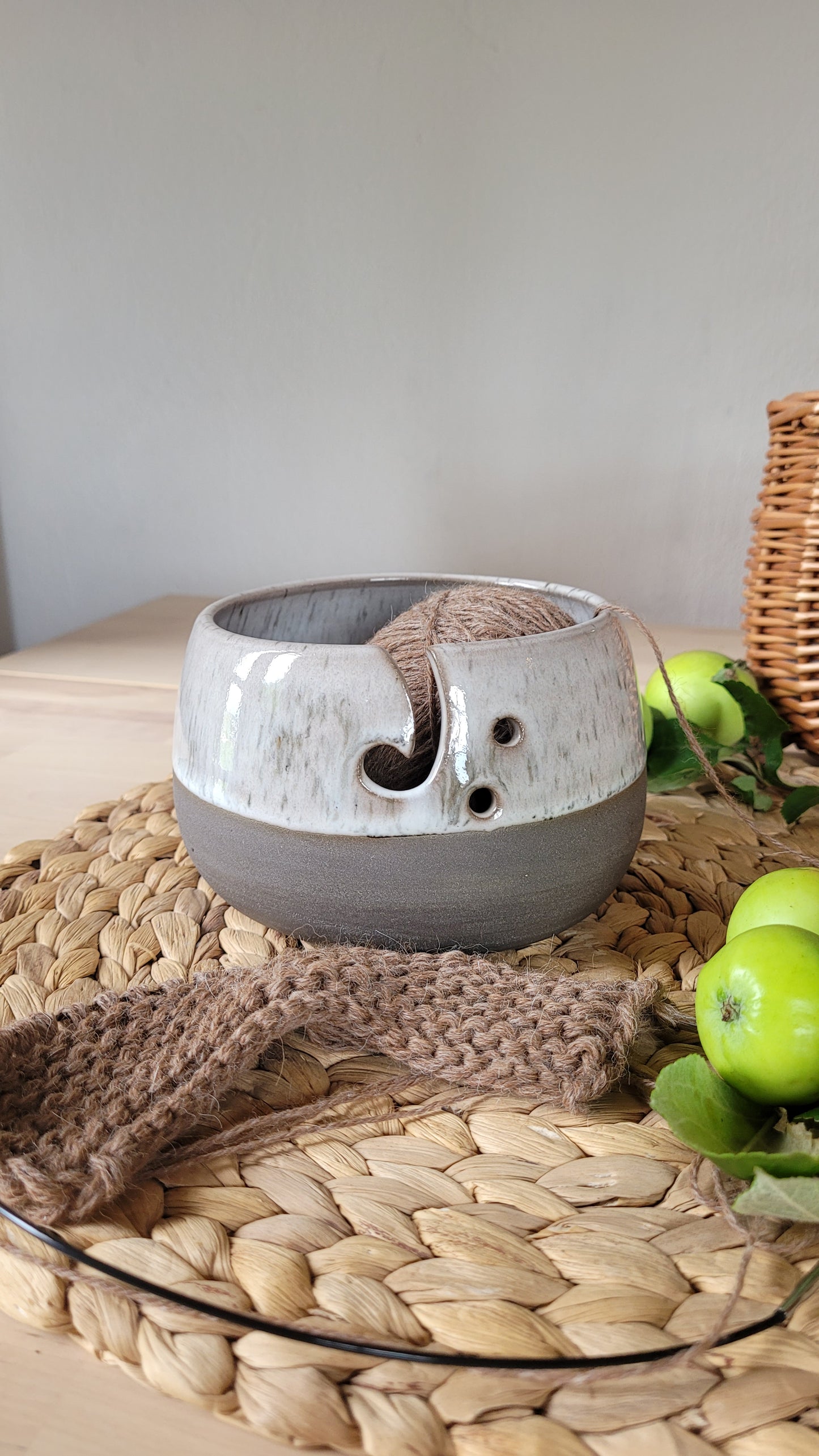 Handmade Ceramic Yarn Bowl | Stoneware Anthracite Gray | Glazed with Beige White and Black Speckles