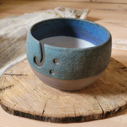 Yarn bowl with imperfection