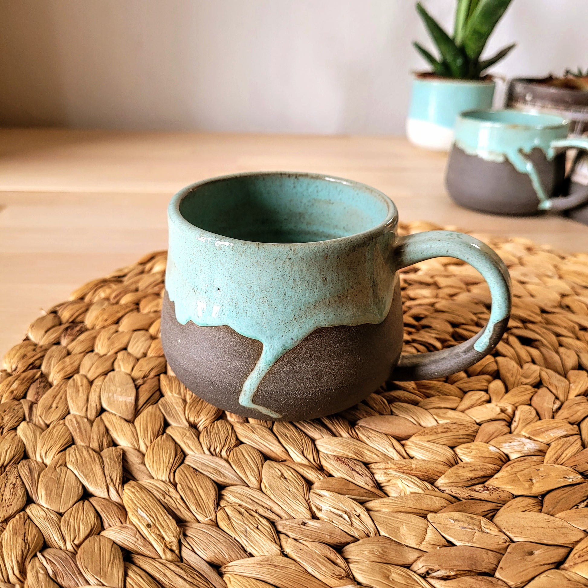 Rustic Ceramic Mug - 400 ml, Gray with Speckled Glaze