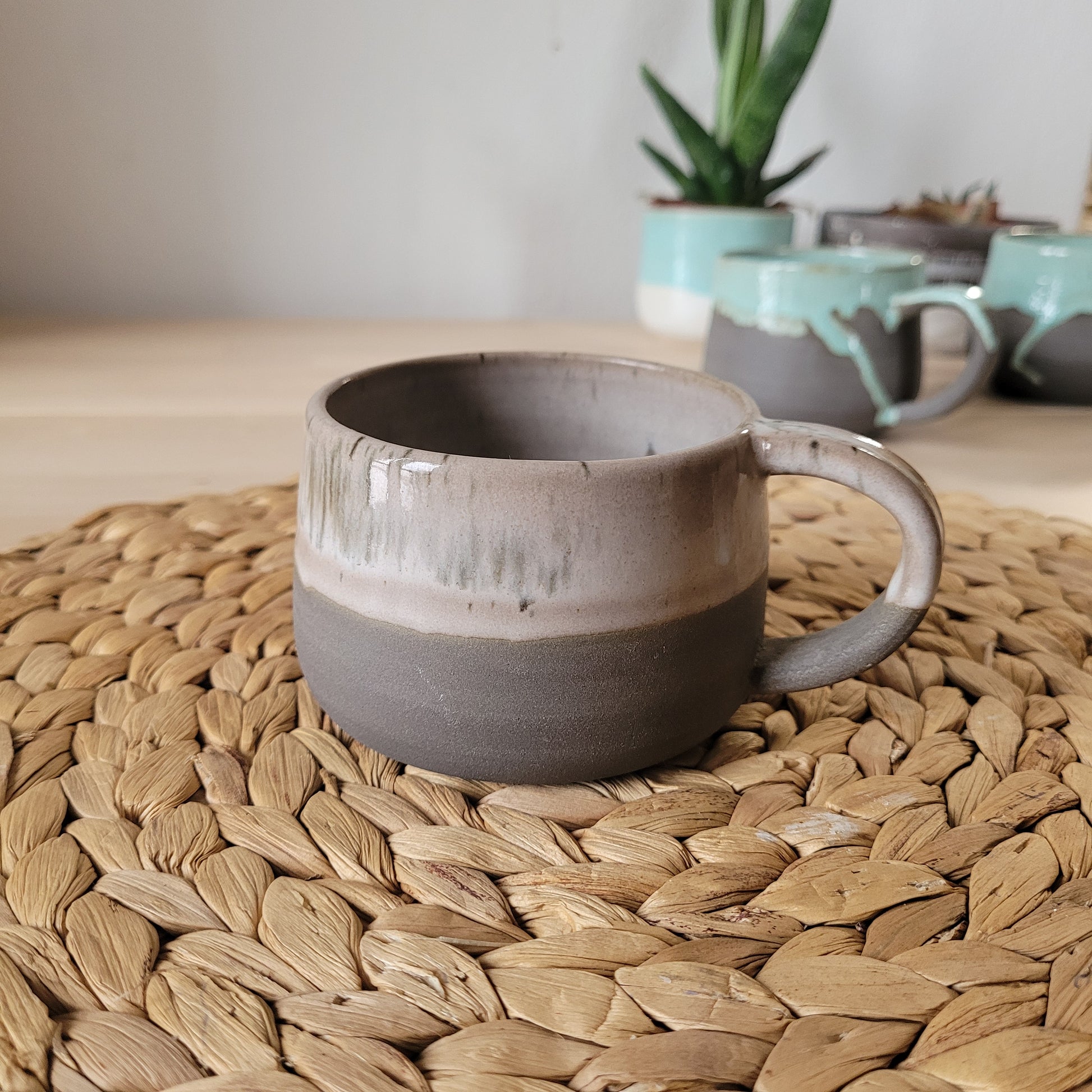400ml Ceramic Mug: Modern, Minimalist & Unique 