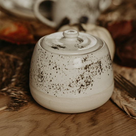 Cream toned sugar pot with lid- with small deffect